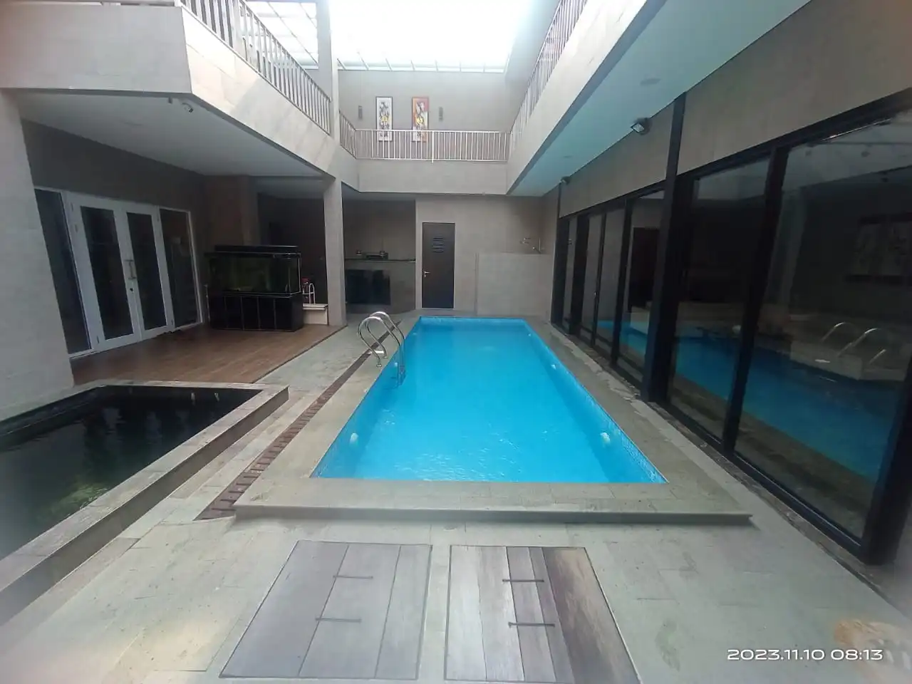 membuat kolam renang pribadi