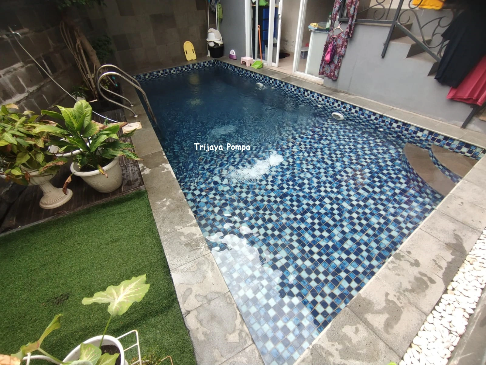 tips memasang lampu kolam