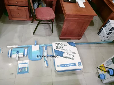 mengetahui peralatan kolam renang yang wajib dimiliki